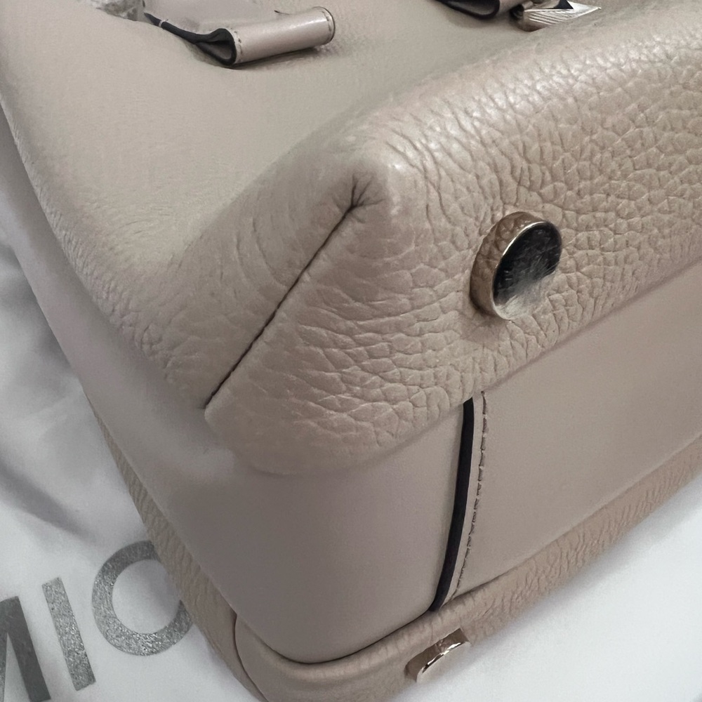 Michael Kors Tan Satchel with Double Handles and Detachable Strap - Picture 11 of 11